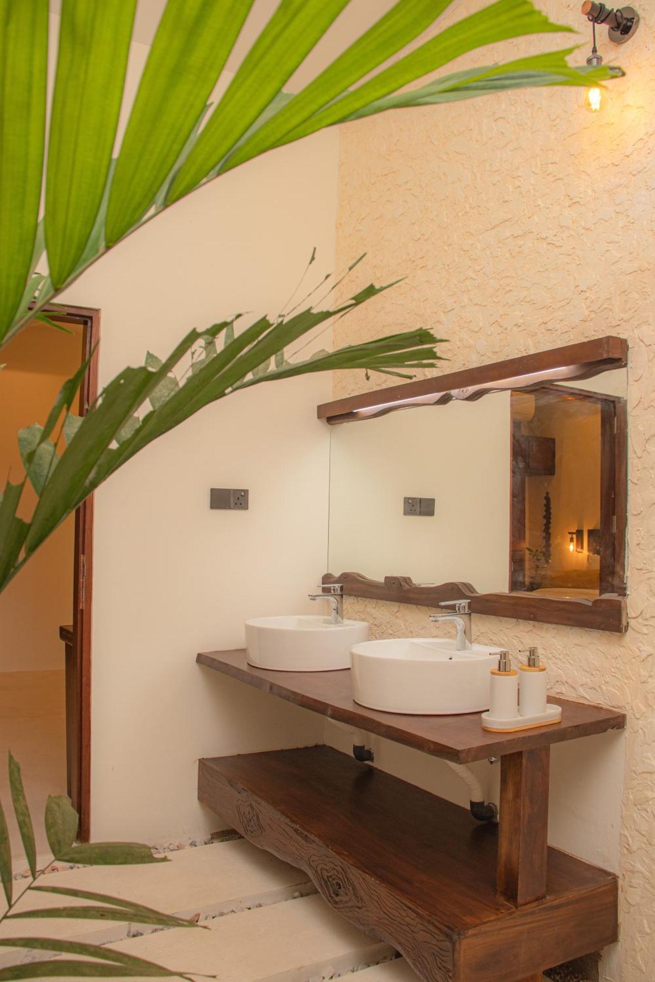 Spicepeek Boutique Hotel Cmb Airport Katunayake Exterior photo
